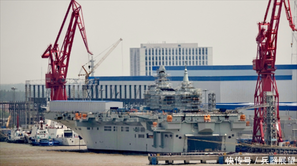牛金所配资 076开进长江，电磁弹射器朝向不同寻常，制空制海能力让台忧心